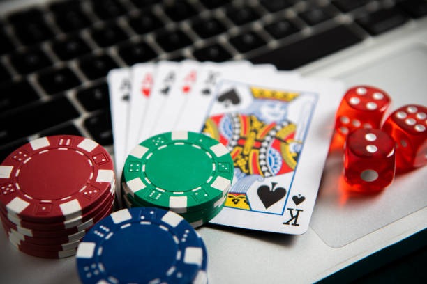 New live-dealer table and esports market interface on slot dana mobile